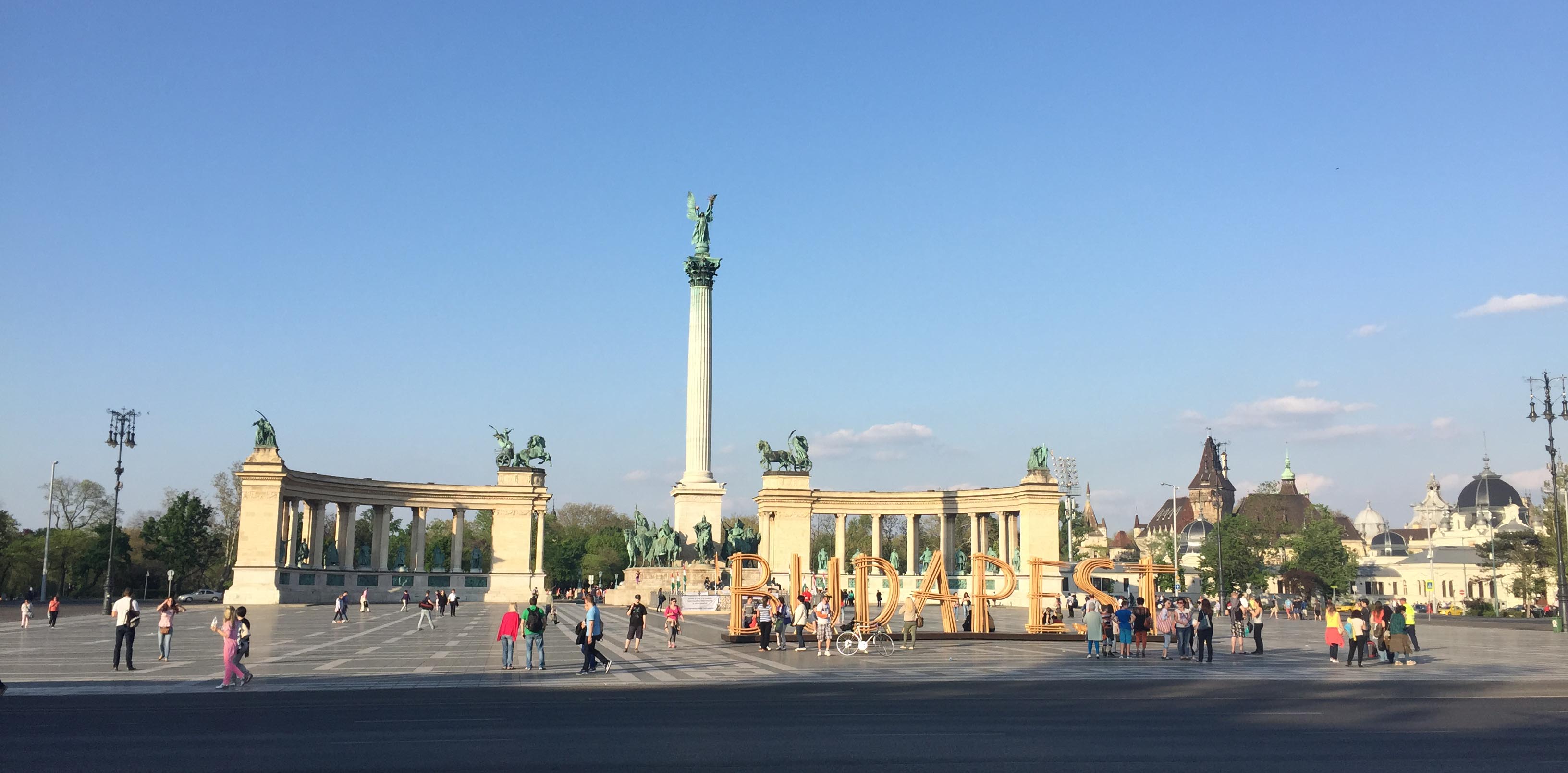 Heldenplatz, Budapest
